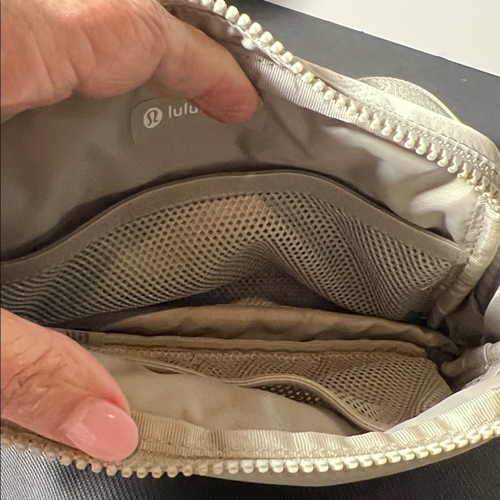 Lululemon Cream Everywhere Belt Bag. P55 - Picture 2 of 7